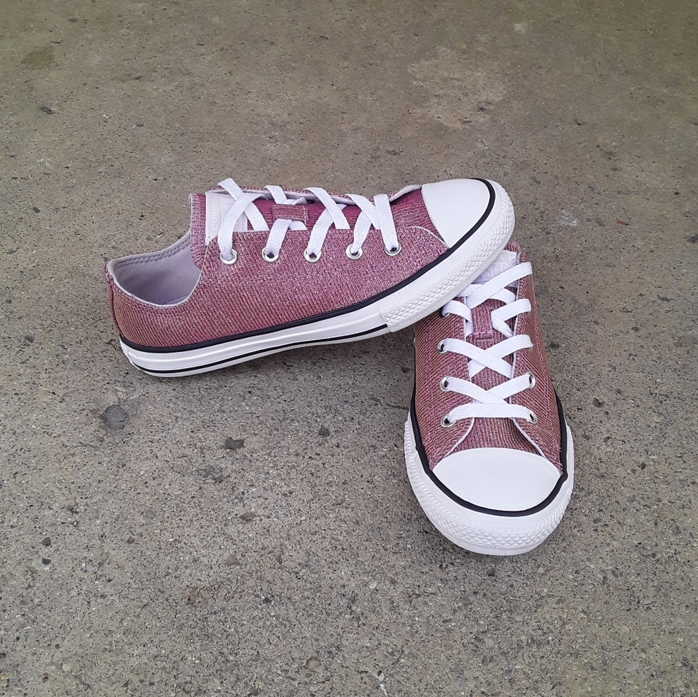 3 Junior girls Converse shoes - Picture 2 of 13